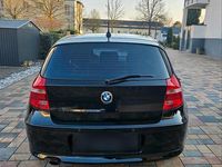 Usata BMW 116 122 CV (89 kW) 2009 Nero Utilitaria