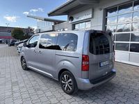 Gebraucht Toyota Proace Verso Club 177 PS (130 kW) 2024 Silver metallic Kombi