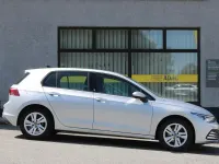 Gebraucht VW Golf VIII Life 116 PS (85 kW) 2022 Silber Limousine