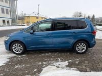 Gebraucht VW Touran Highline 150 PS (110 kW) 2018 Blau Van / Kleinbus