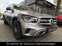 Gebraucht Mercedes GLC400d 330 PS (242 kW) 2022 Silber SUV