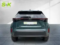 Neu Toyota Yaris Cross 131 PS (96 kW) 2026 Ever rest green metallic SUV