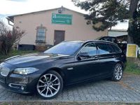 Gebraucht BMW 520 184 PS (135 kW) 2013 Jatoba metallic Kombi