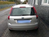 Gebraucht Ford Fiesta 60 PS (44 kW) 2005 Silber Kleinwagen