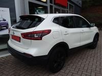 Gebraucht Nissan Qashqai Visia 116 PS (85 kW) 2018 Weiß SUV