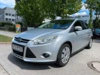 Usata Ford Focus Trend 125 CV (91 kW) 2011 Argento Berlina