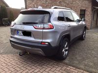 Gebraucht Jeep Cherokee 194 PS (142 kW) 2019 Silber SUV