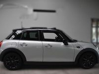 Gebraucht Mini Cooper 136 PS (100 kW) 2016 Weiß metallic Kleinwagen