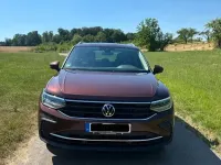 Gebraucht VW Tiguan Life 150 PS (110 kW) 2023 Braun SUV