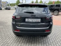 Usado Jeep Compass Limited 131 HP (96 kW) 2022 Cinzento SUV