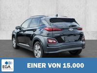 Gebraucht Hyundai Kona Style 150 kW (204 PS) 2021 Schwarz metallic SUV