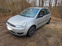 Gebraucht Ford Fiesta 60 PS (44 kW) 2005 Silber Kleinwagen