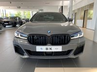 gebraucht BMW 520 d Touring M-Sport 19'' Mild Hybrid DAP Laserlicht Leder