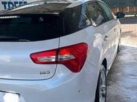 Gebraucht DS Automobiles DS5 120 PS (88 kW) 2015 Weiß Kleinwagen