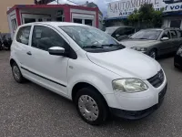 Gebraucht VW Fox 54 PS (39 kW) 2008 Weiß Kleinwagen