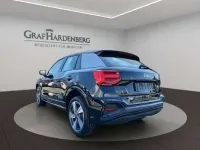 Neu Audi Q2 S-Line 150 PS (110 kW) 2026 Mythosschwarz metallic SUV