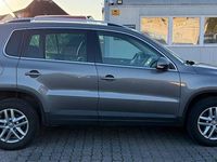 Gebraucht VW Tiguan 140 PS (102 kW) 2009 Grau SUV