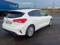 Gebraucht Ford Focus Active X 120 PS (88 kW) 2020 Weiß Limousine