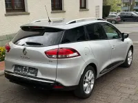 Gebraucht Renault Clio LIMITED 90 PS (66 kW) 2016 Silber Kombi