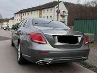 Gebraucht Mercedes E220 194 PS (142 kW) 2016 Grau Limousine