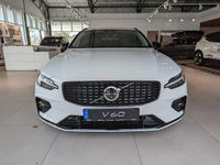 Gebraucht Volvo V60 145 PS (106 kW) 2024 Kombi