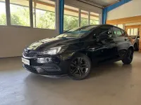Gebraucht Opel Astra 131 PS (96 kW) 2020 Schwarz Limousine
