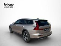 Gebraucht Volvo V60 CC Plus 197 PS (144 kW) 2023 Beige Kombi