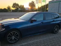 Gebraucht BMW 318 Advantage 156 PS (114 kW) 2021 Blau Kombi