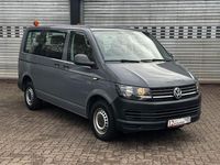 Gebraucht VW Transporter 114 PS (83 kW) 2018 Grau Van