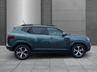 Neu Dacia Duster Journey 122 PS (89 kW) 2026 Zedergrün SUV