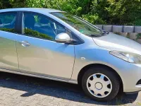 Usata Mazda 2 86 CV (63 kW) 2009 Argento Utilitaria