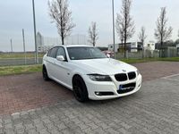 gebraucht BMW 320 d LCI