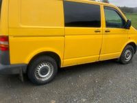 Second-hand VW Transporter 86 CP (63 kW) 2005 Galben Van