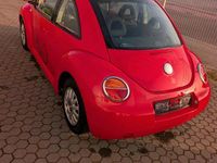 Second-hand VW New Beetle 101 CP (74 kW) 2006 Roșu Hatchback