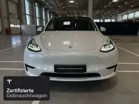 Gebraucht Tesla Model Y RWD 203 kW (277 PS) 2024 Pearl white multicoat SUV