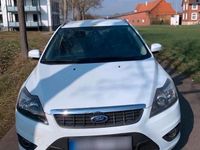 Gebraucht Ford Focus 107 PS (78 kW) 2009 Weiß Kombi