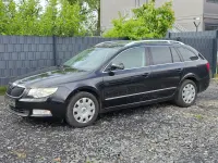 Gebraucht Skoda Superb Comfort 125 PS (91 kW) 2010 Schwarz Kombi