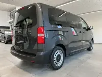 Neu Opel Vivaro 179 PS (131 kW) 2026 Merkur grau Van / Kleinbus