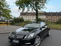 Gebraucht Mercedes E350 AMG 265 PS (194 kW) 2012 Schwarz Coupé