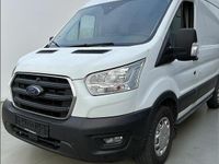 Gebraucht Ford Transit Trend 131 PS (96 kW) 2020 Weiß Van / Kleinbus