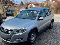 Gebraucht VW Tiguan 140 PS (102 kW) 2009 Silber SUV