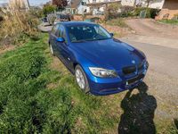 Gebraucht BMW 318 129 PS (94 kW) 2007 Blau Limousine
