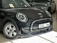 Gebraucht Mini Cooper 136 PS (100 kW) 2022 Schwarz Kleinwagen