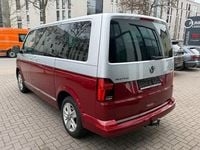 Usado VW Multivan 199 HP (146 kW) 2021 Prateado Monovolume