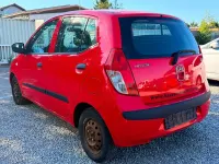Gebraucht Hyundai i10 Edition 67 PS (49 kW) 2010 Rot Kleinwagen