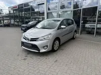 Gebraucht Toyota Verso Multidrive S 147 PS (108 kW) 2016 Platinsilber metallic Van / Kleinbus