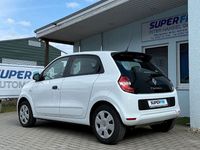 Gebraucht Renault Twingo Life 69 PS (50 kW) 2016 Weiß Kleinwagen