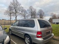 Gebraucht Kia Carnival EX 144 PS (105 kW) 2004 Silber Van / Kleinbus