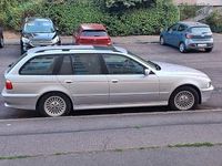 Gebraucht BMW 520 170 PS (125 kW) 2002 Silber Kombi