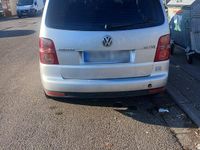 Gebraucht VW Touran 105 PS (77 kW) 2008 Silber Van / Kleinbus